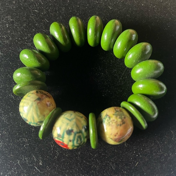 Vintage Jewelry - Vtg Boho Large Wood Beads/Paper Machet Bead Stretch Bracelet
